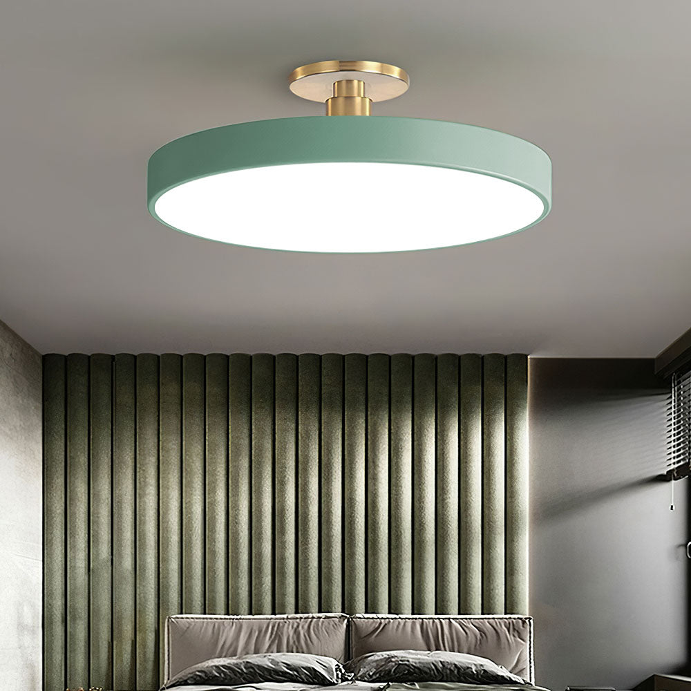 Runde LED-Halbeinbauleuchte Im Modernen, Klaren Design