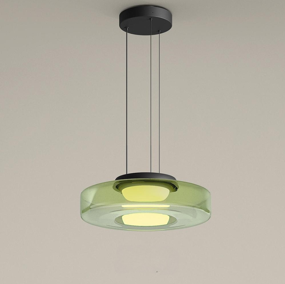 Funktionale Glaspendelleuchten im Bauhausstil