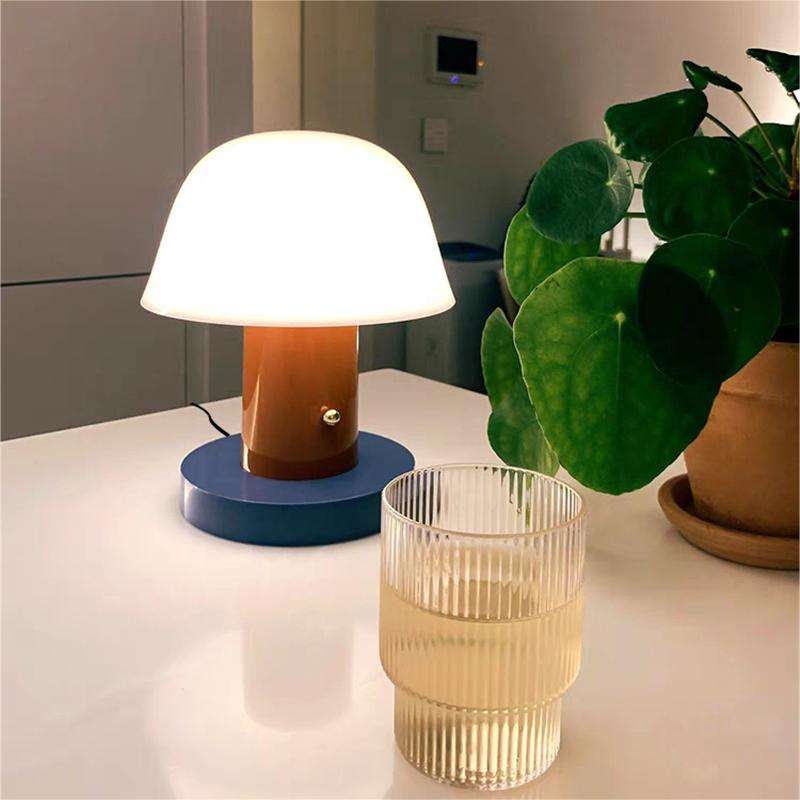 Pilzförmige LED-Lampe – Modern & dekorativ zugleich