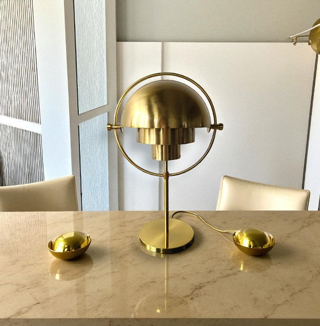 LED-Tischlampe – Brillante Ausleuchtung