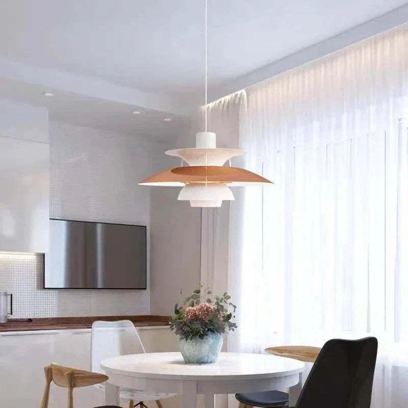 LED-Hängeleuchte mit Stoffschirm