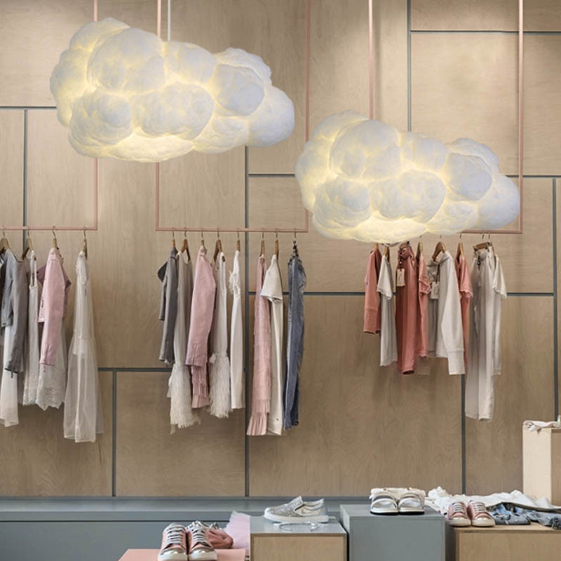 Stoff-Hängelampe mit Verspieltem Wolkenmuster