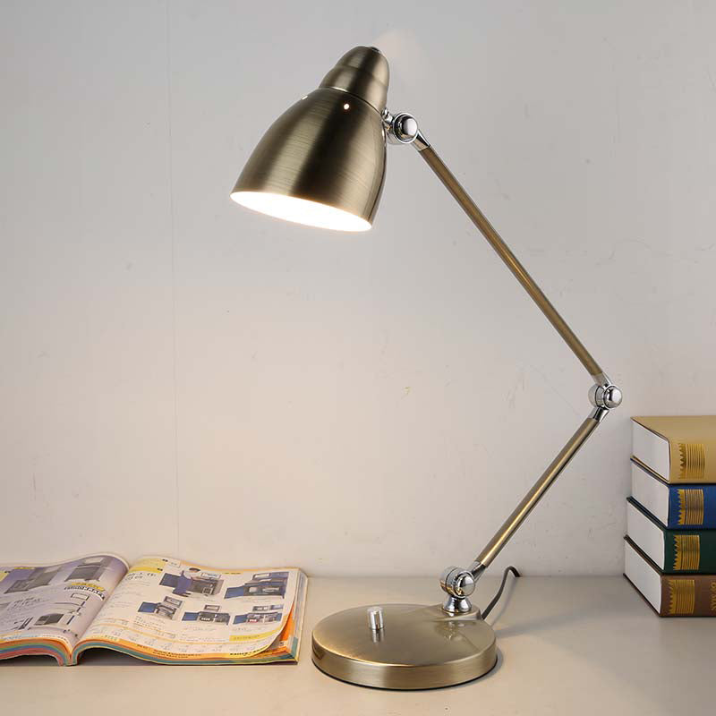 Metall-Tischlampe im Industrie-Style – Verstellbarer Arm & Glockenschirm