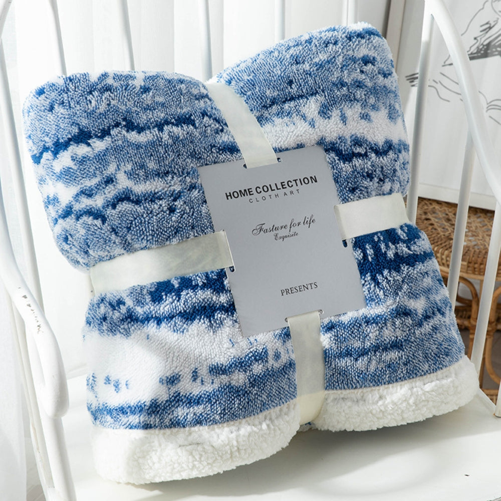 Velvet Sherpa Decke mit Seraphina-Muster