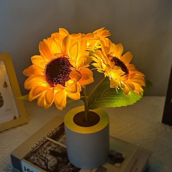 Funkelnde LED-Tischlampe im Sonnenblumen-Design – Strahlende Wohnakzente