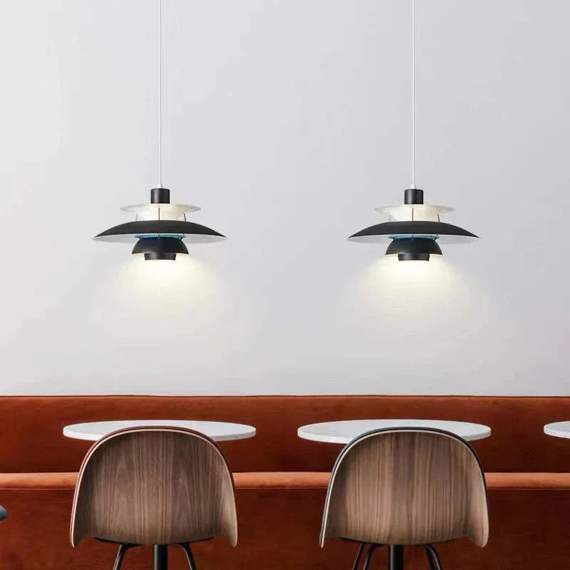 LED-Hängeleuchte mit Stoffschirm