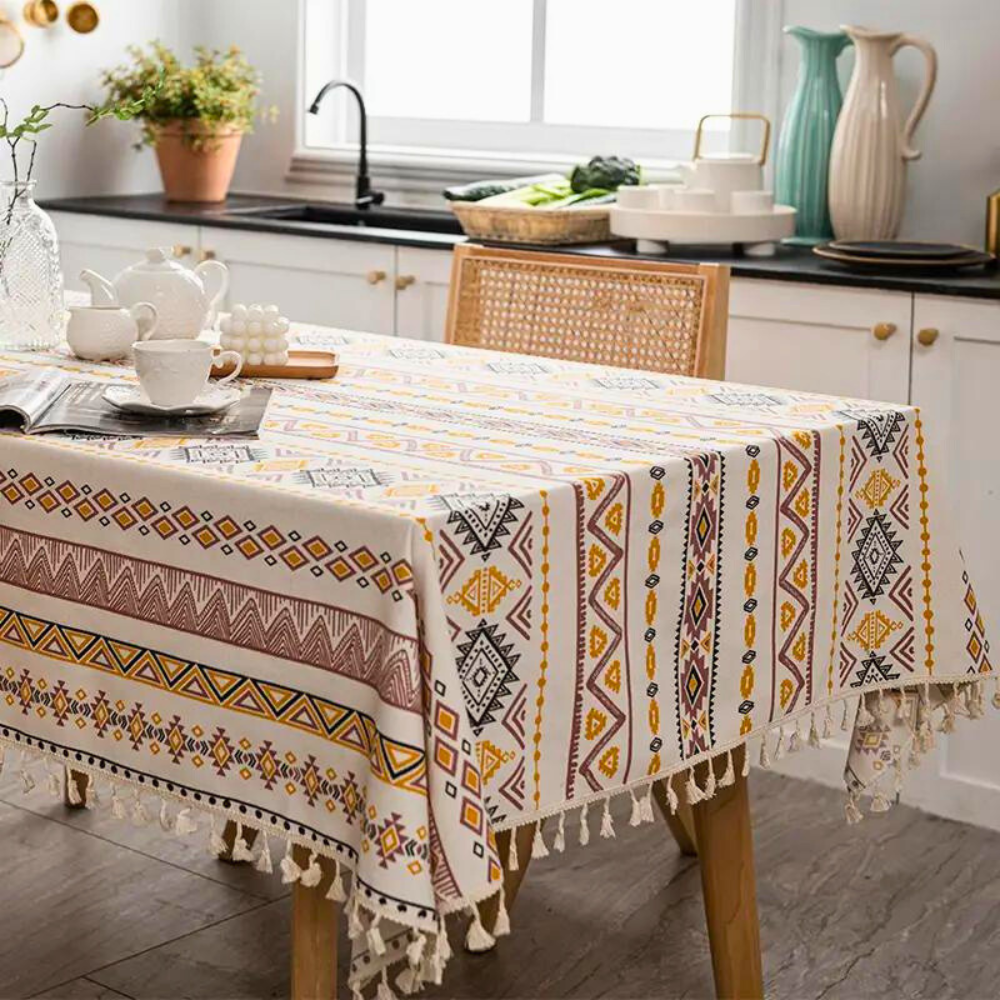 Exquisite Boho-Tischdecke mit Dekorativen Quasten