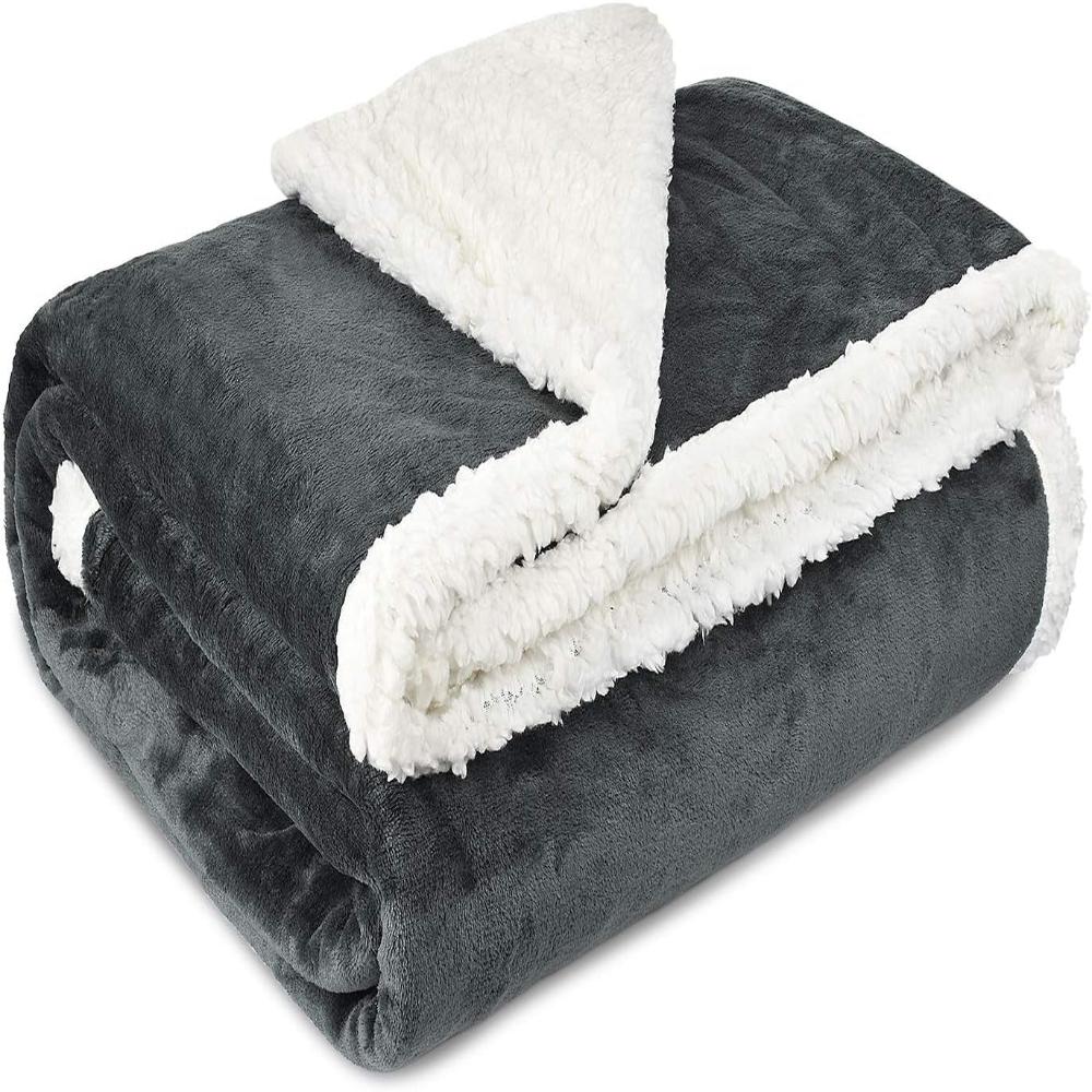 Kuscheldecke zum Wenden – Wolkenweich & Elegant