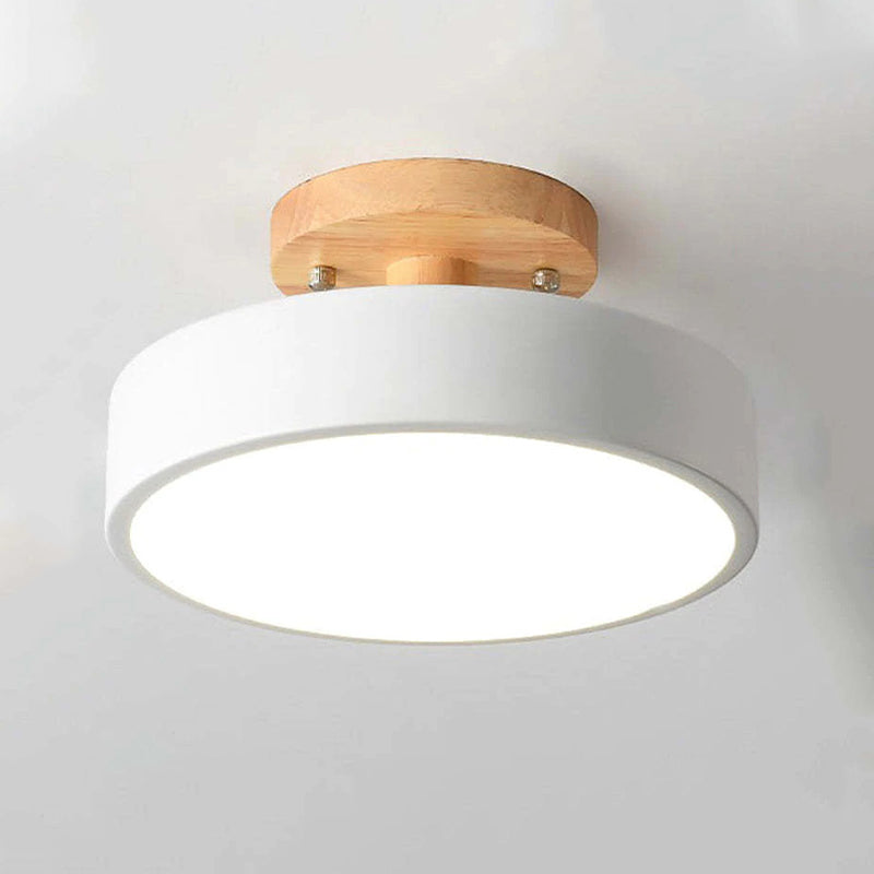 LED-Deckenleuchte aus Holz im Eleganten Design