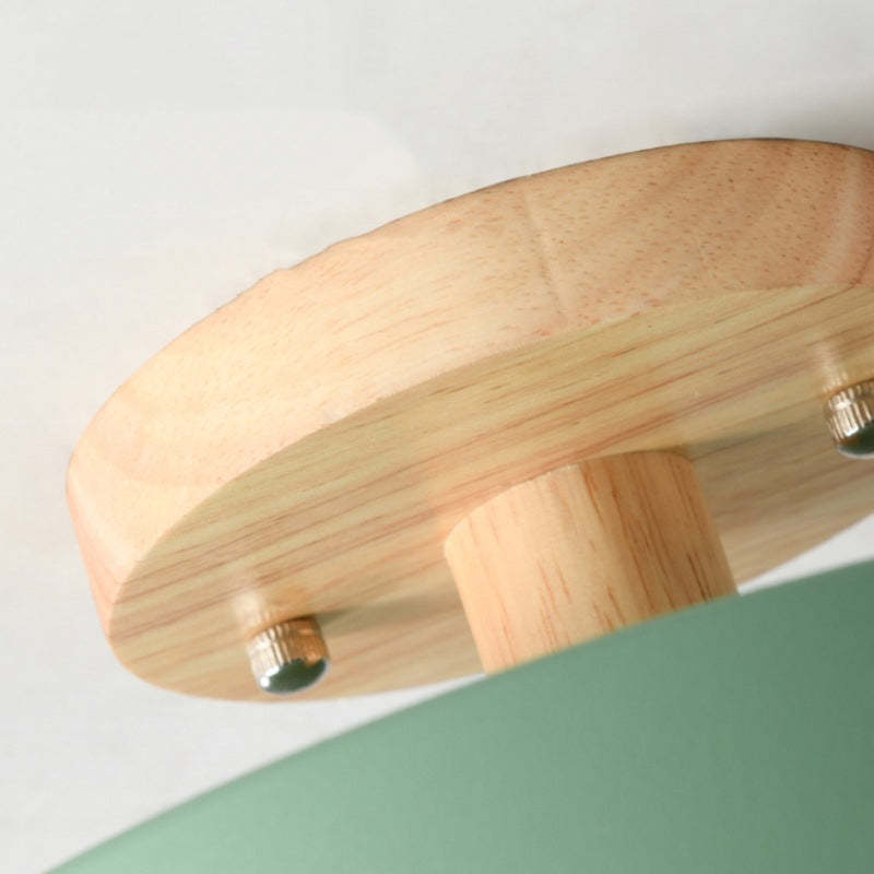 LED-Deckenleuchte aus Holz im Eleganten Design