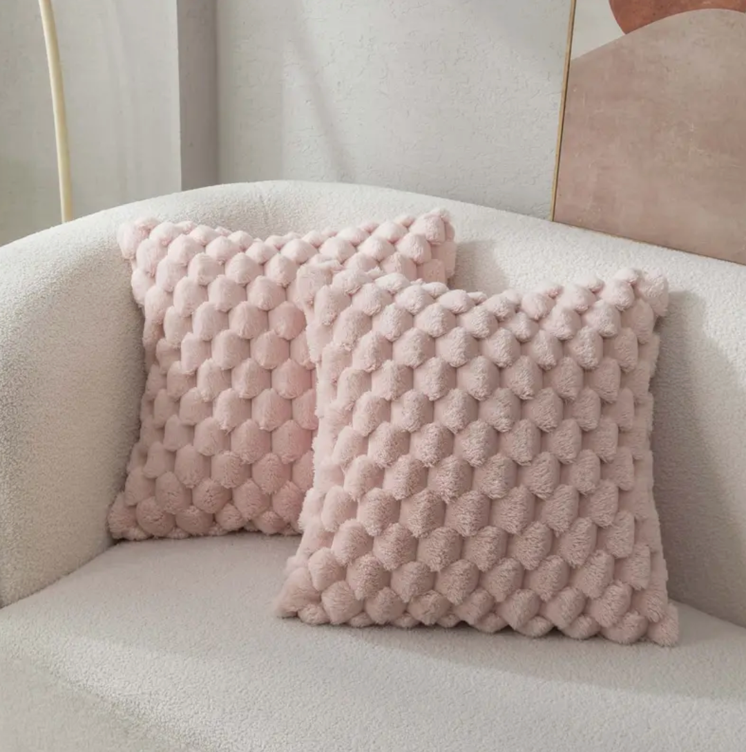 Flauschiges Kissen mit weichem Bezug – Perfekt für Sofa und Bett