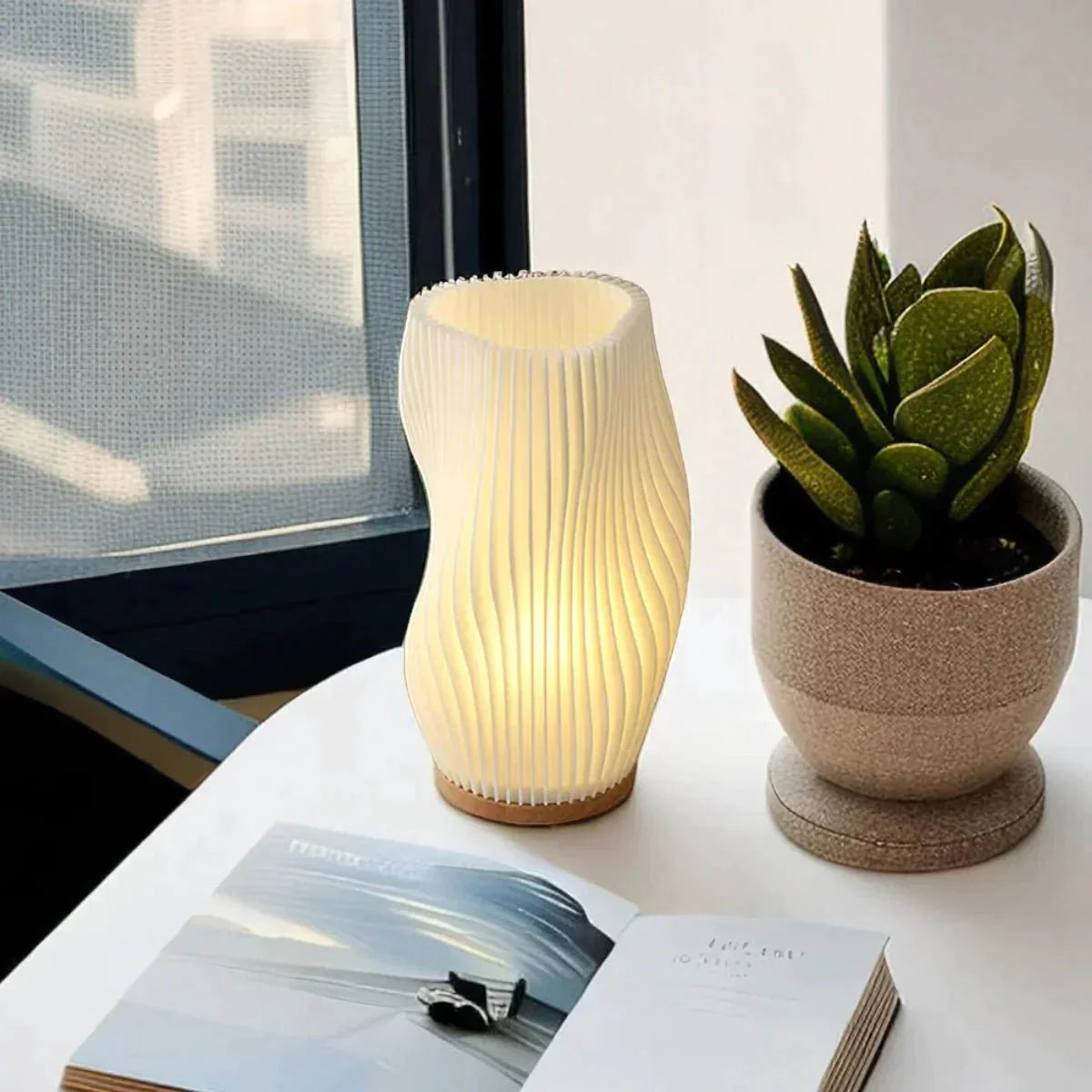 Elegante Designleuchte – Wavecrest Look Für Modernes Wohnen