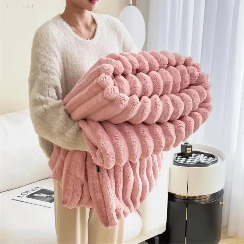 Fleece-Decke aus Mikrofaser – Flauschig und bequem zum Entspannen