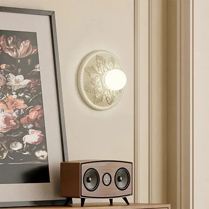 Kunstharz Wandleuchte in Milchkaffee-Ton