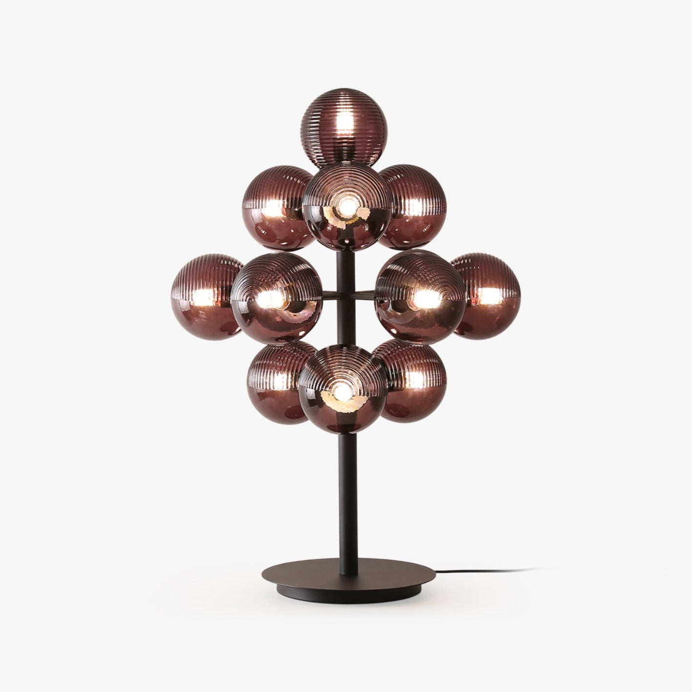 Tischlampe in Traubenform mit Tiefschwarzem Schirm