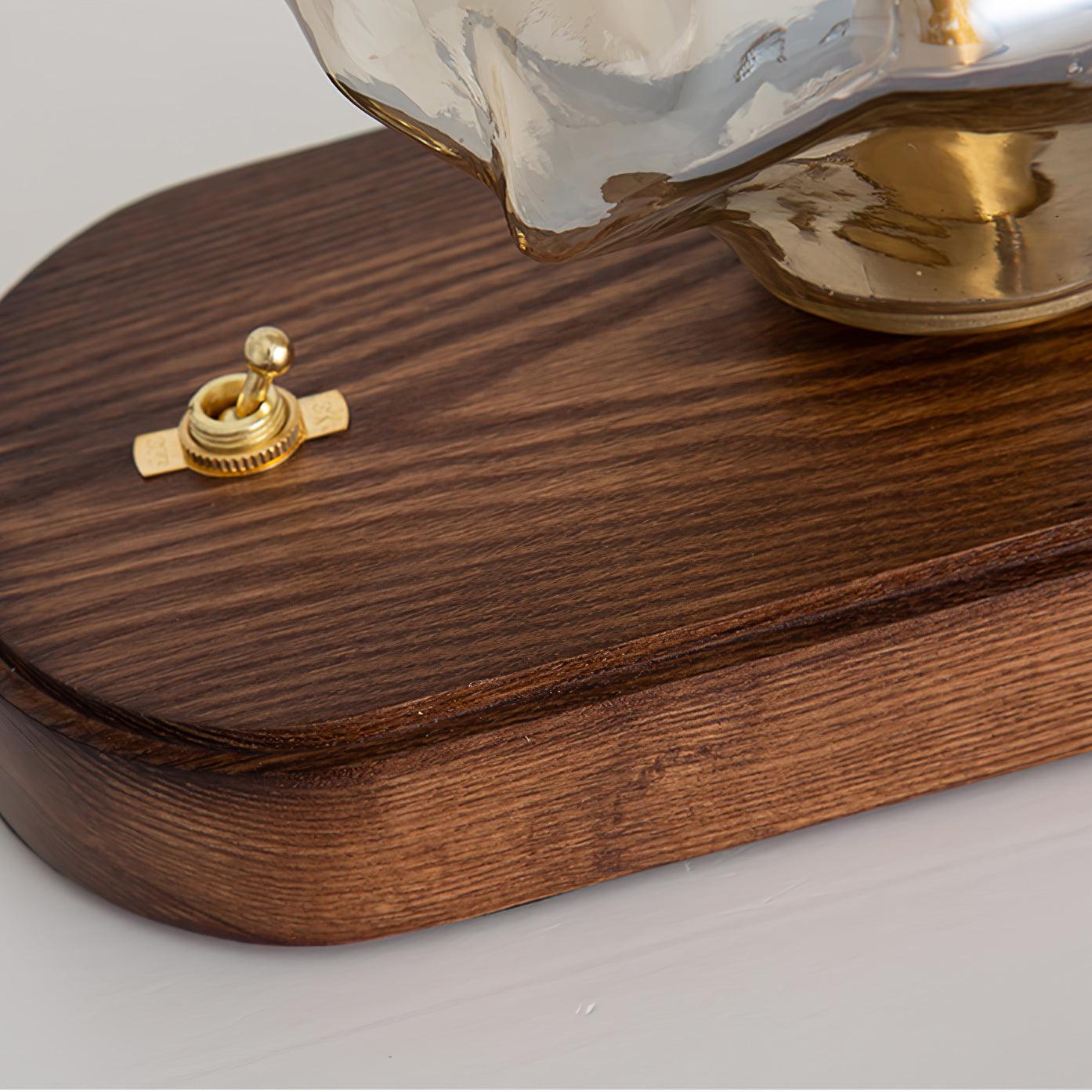 Stilvolle Tischlampe Eisstein Glas