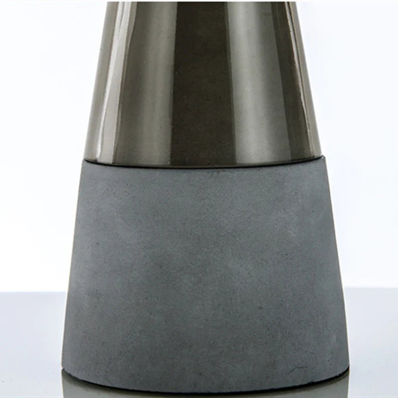 Keramik-Glas-Tischlampe im Mid-Century-Stil – Industrielles Design