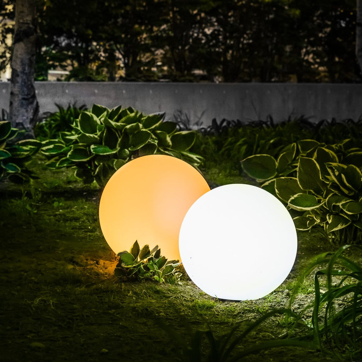 Runde Gartenleuchte im Kugeldesign