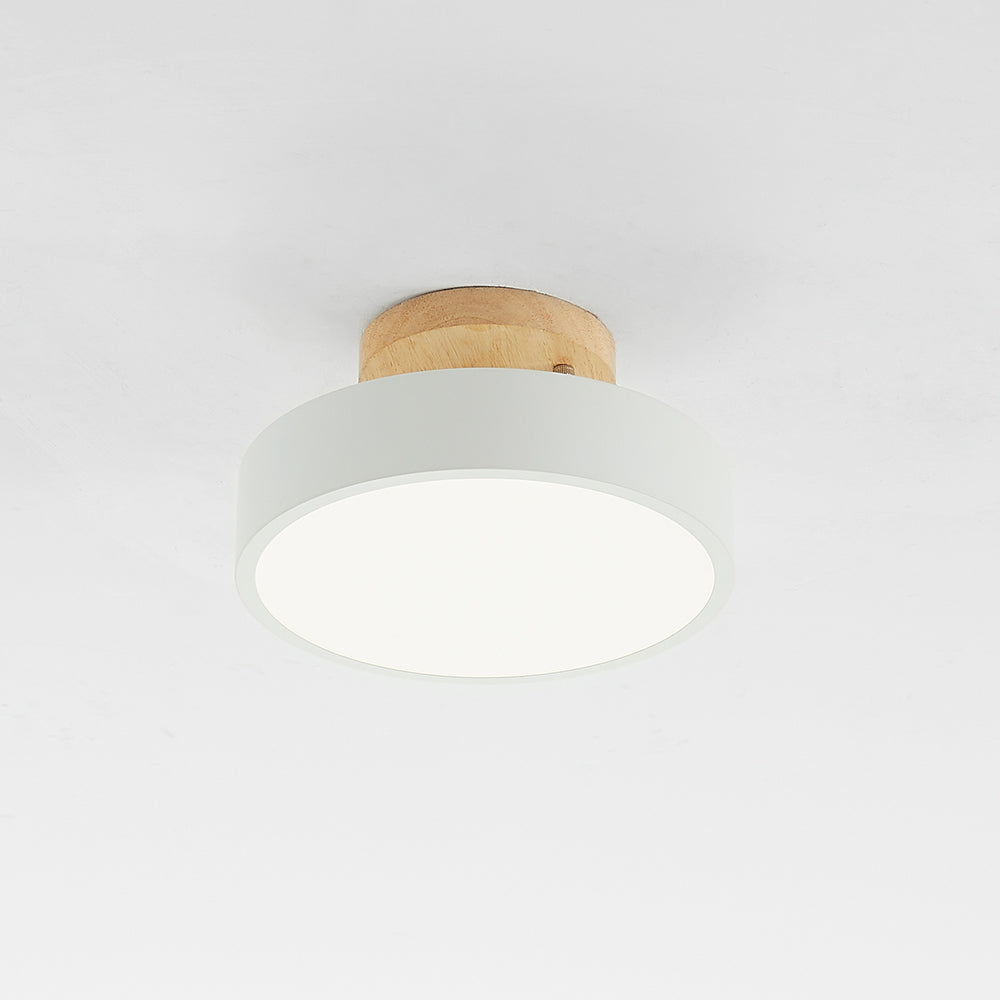 LED-Deckenleuchte aus Holz im Eleganten Design