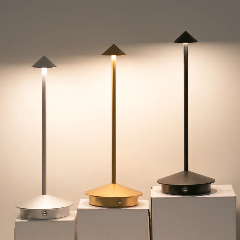 Dimmbare LED-Tischlampe Mit Berührungssensor – Komfortables Licht Auf Knopfdruck