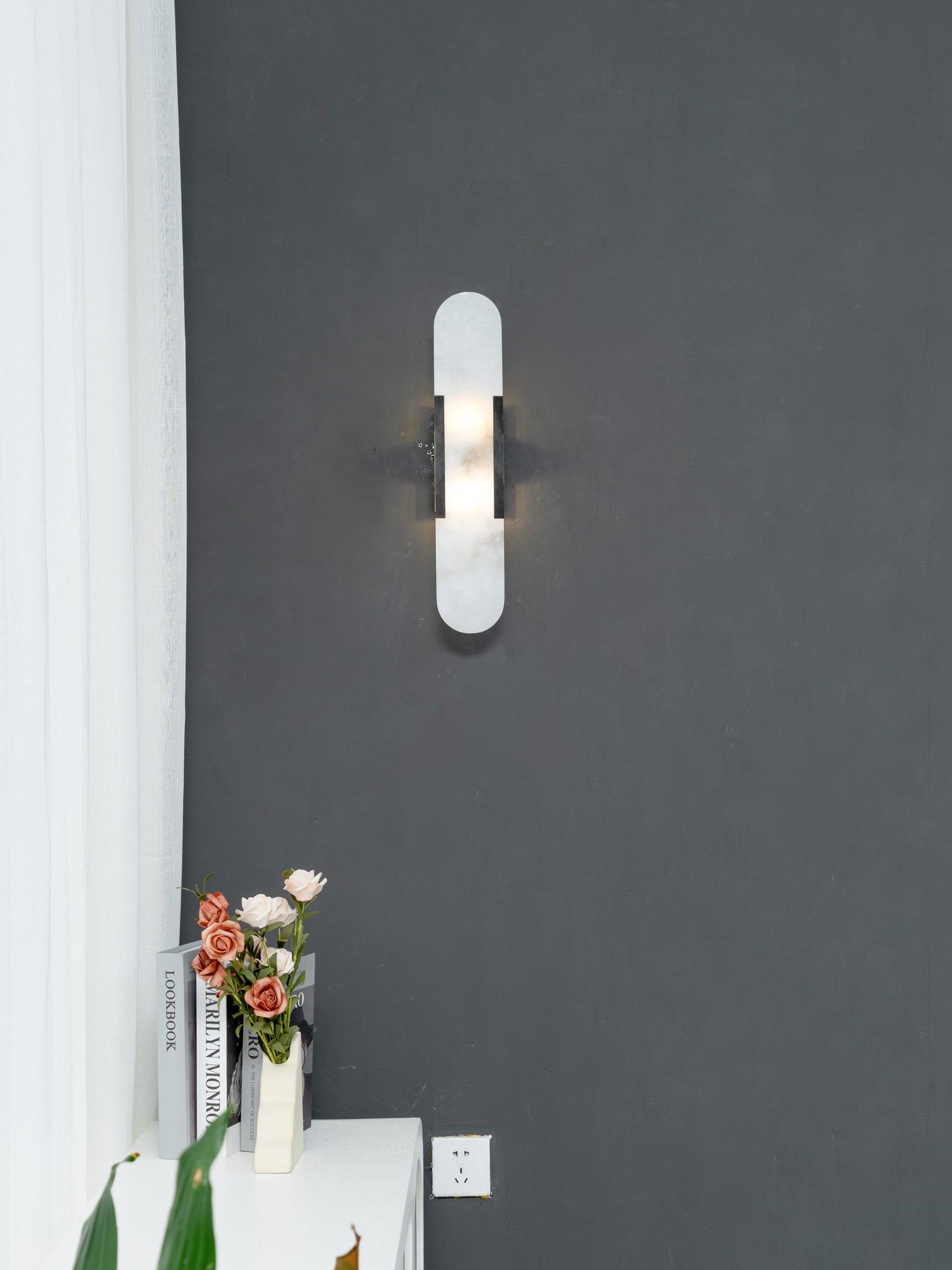 Langlebige Alabaster-Wandlampe Mit Modernem Look