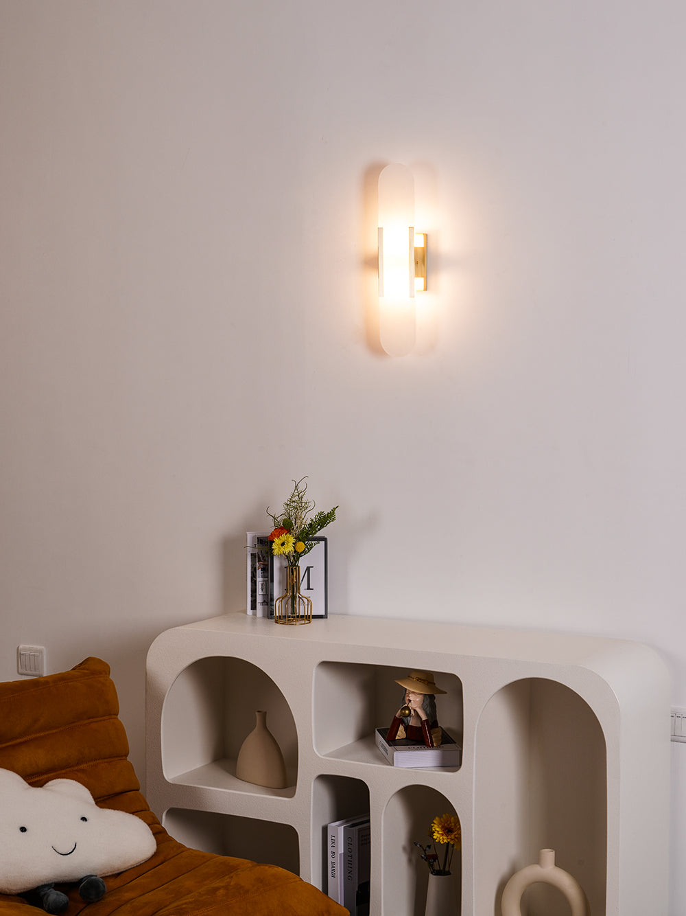 Langlebige Alabaster-Wandlampe Mit Modernem Look