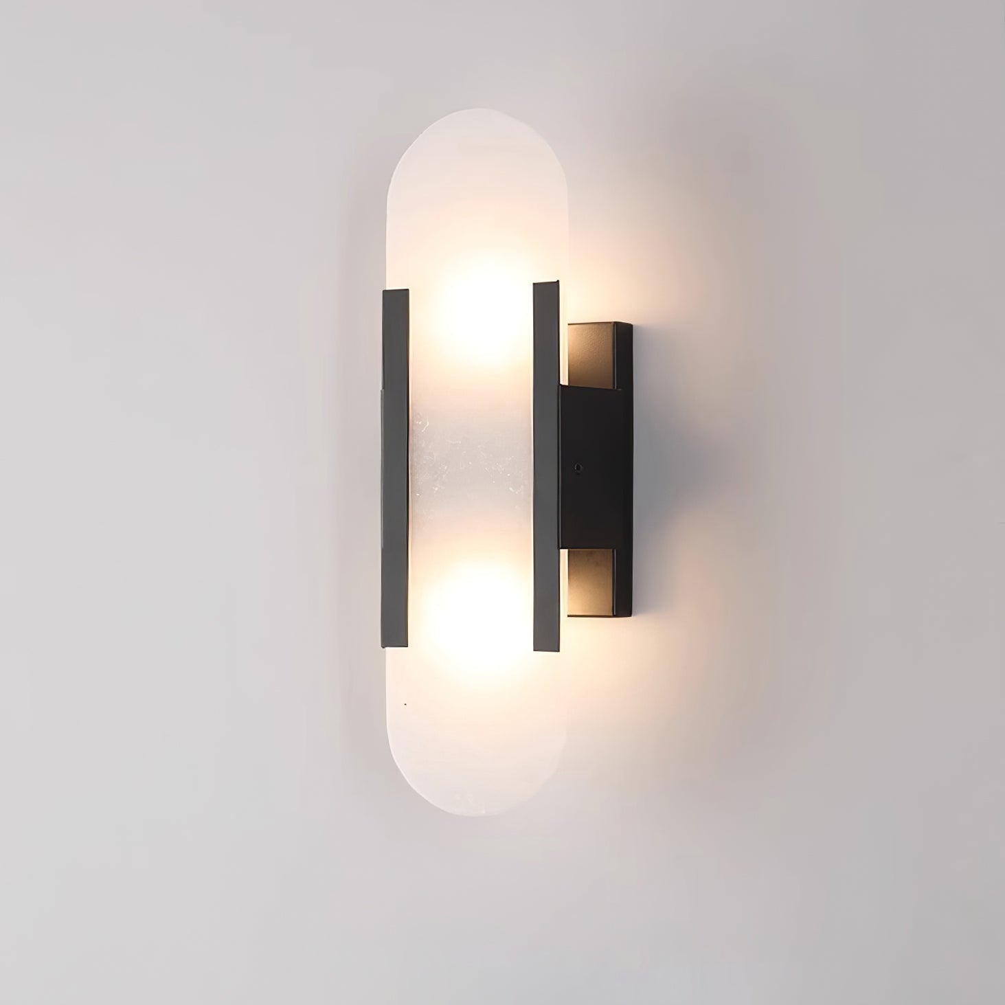 Langlebige Alabaster-Wandlampe Mit Modernem Look