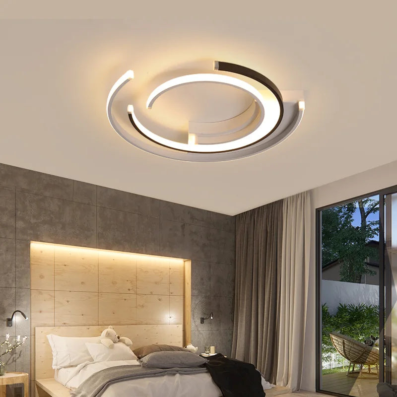 ArcLight – Verstellbare LED-Deckenleuchte Mit Klarem Look