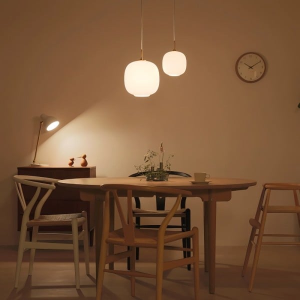 Opalglas-Pendelleuchte im Skandi-Stil | Minimalistisch & Rund