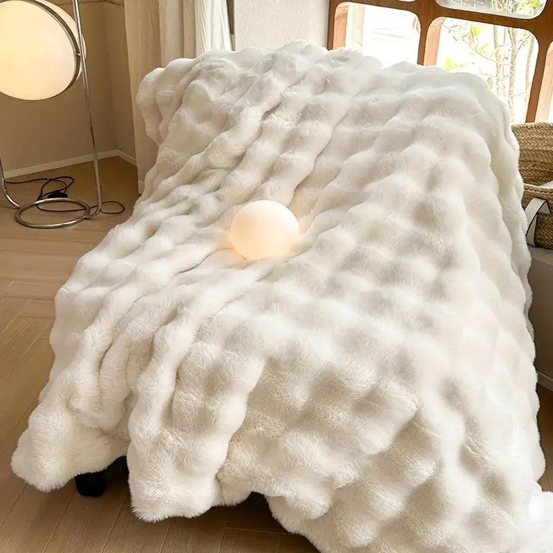 Kunstfell-Decke in Hasenfell-Optik – Flauschig & luxuriös