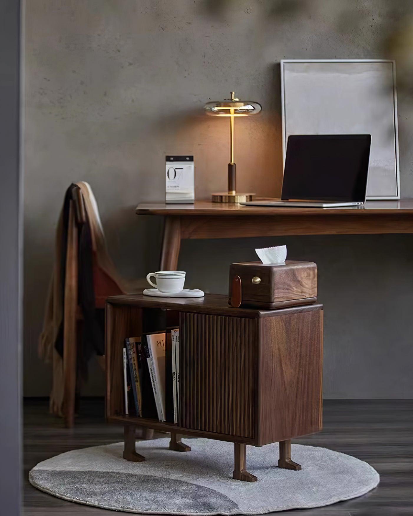 Schlanke Tischlampe aus Glas – Minimalistisch
