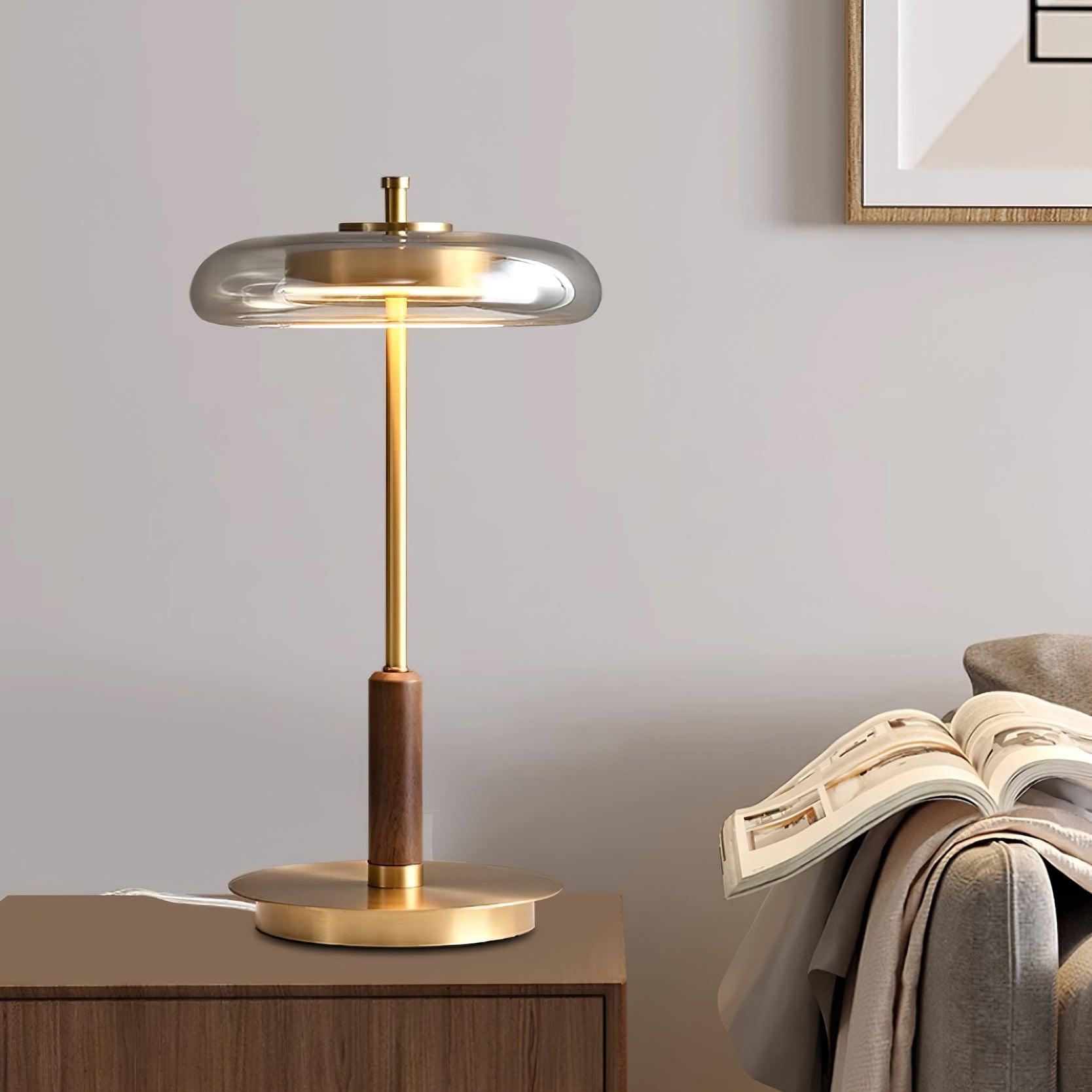 Schlanke Tischlampe aus Glas – Minimalistisch