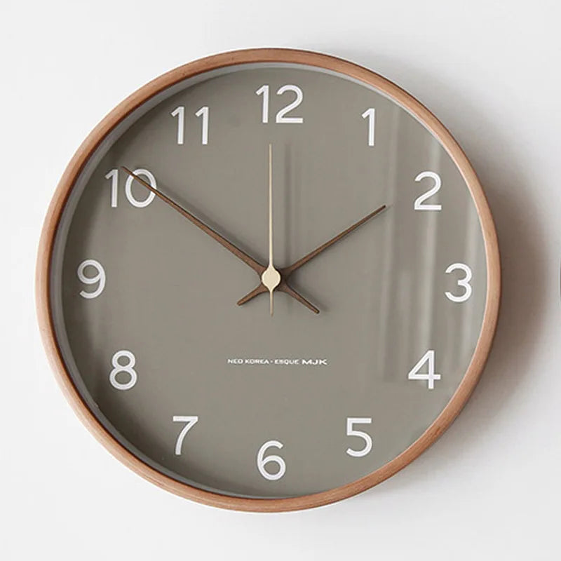 Zeitentrückung – Wanduhr aus Holz und Glas