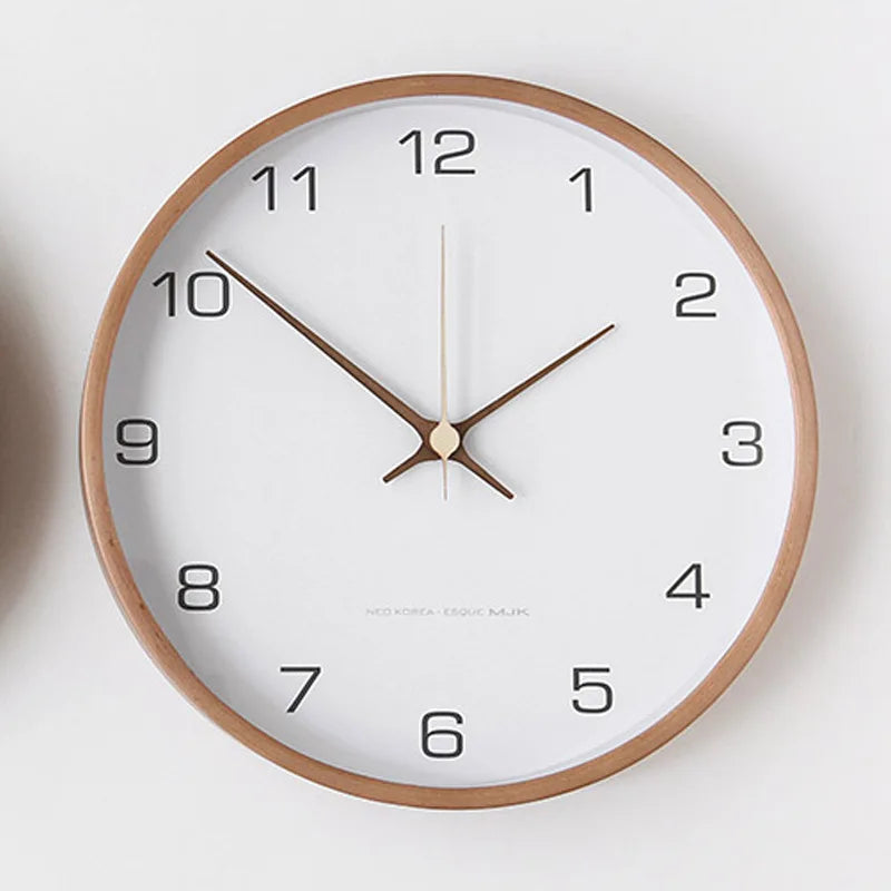 Zeitentrückung – Wanduhr aus Holz und Glas