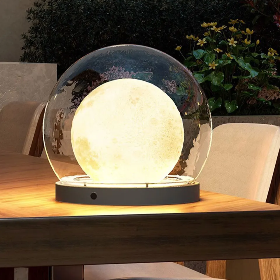 Moderne Solar-Säulenleuchte | Monddesign