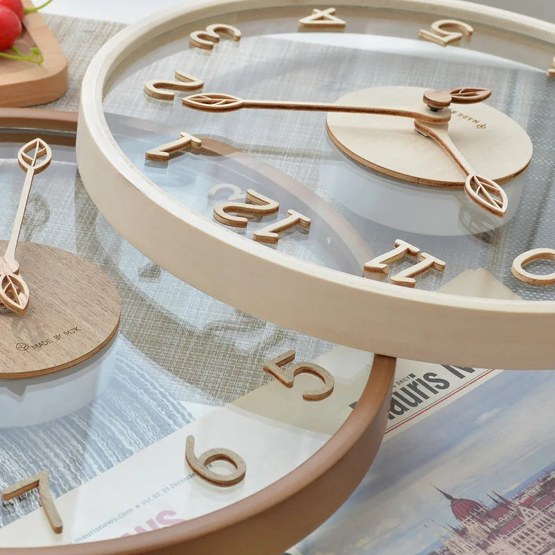 Moderne Wanduhr | Transparentes Glas