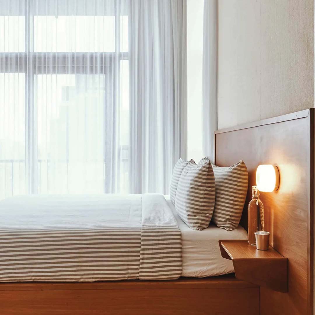 LED-Wandleuchte mit sanfter Form im minimalistischen Stil