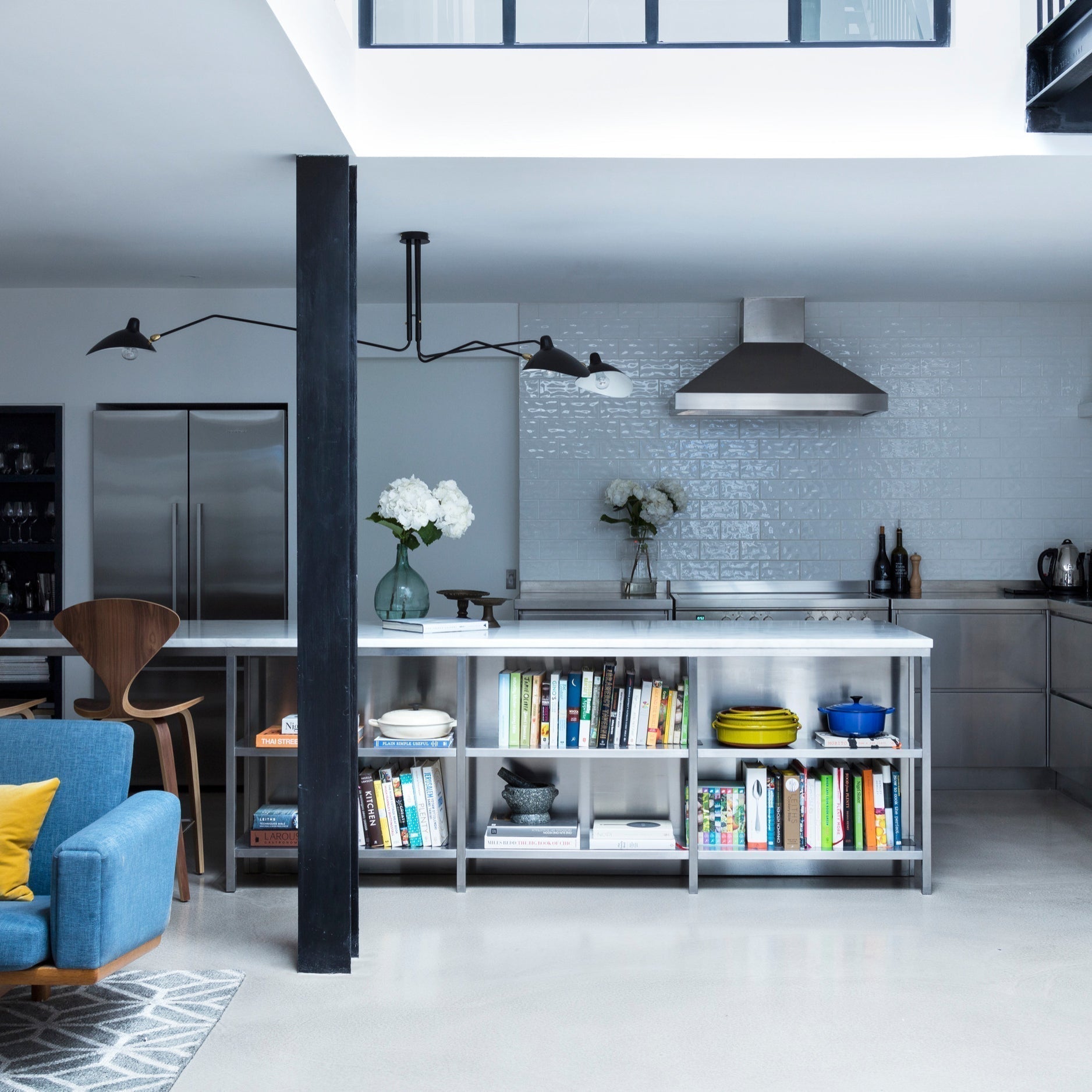 Moderne Deckenleuchte inspiriert von Serge Mouille
