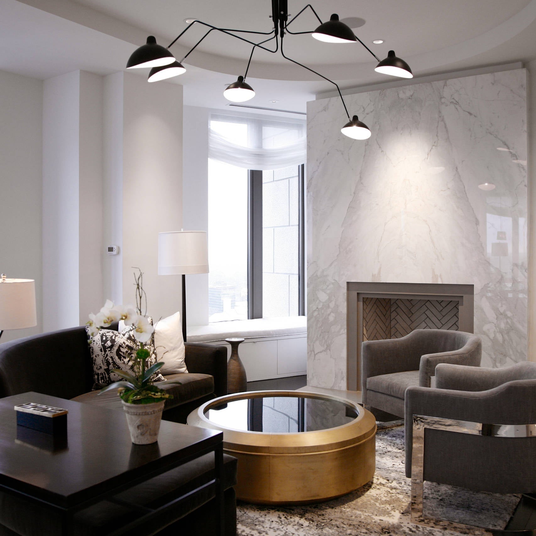 Moderne Deckenleuchte inspiriert von Serge Mouille