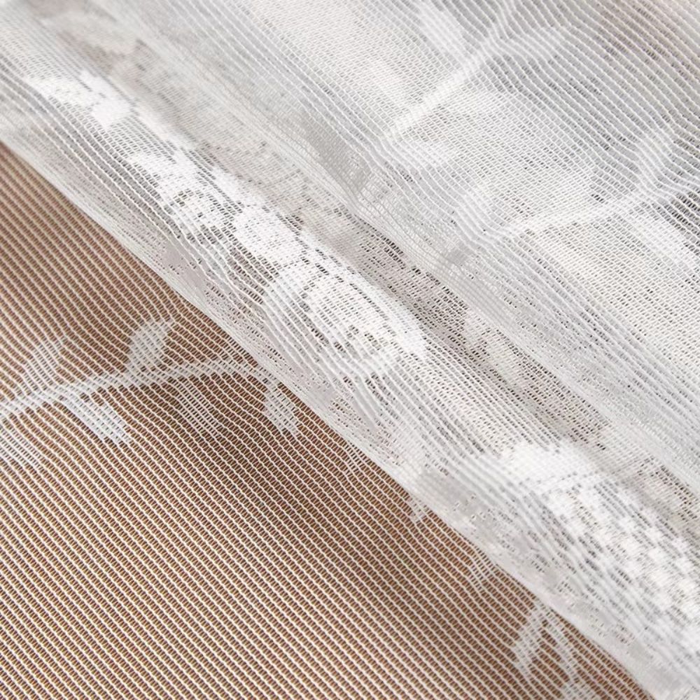 Transparente Spitzen-Tischdecke mit Rundem Blumen-Design
