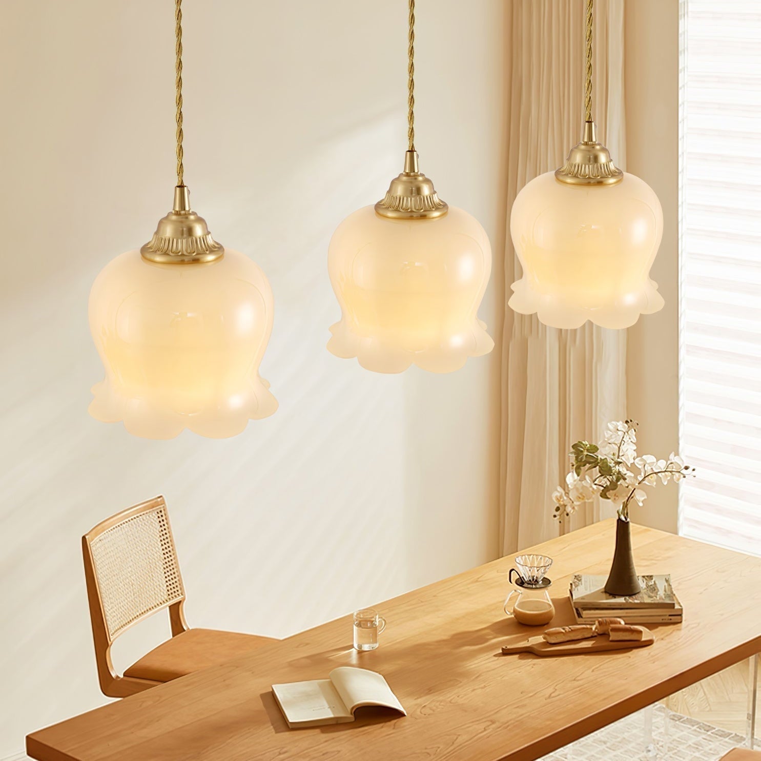 Blumenförmige Pendellampe – Sanftes Licht