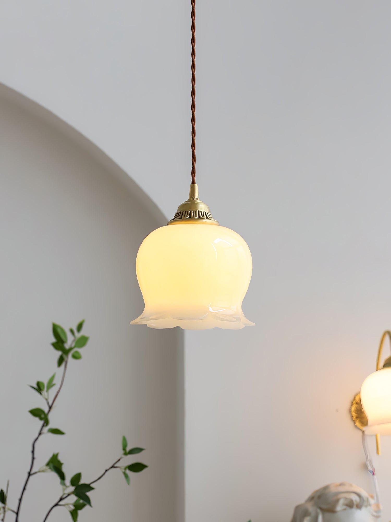 Blumenförmige Pendellampe – Sanftes Licht