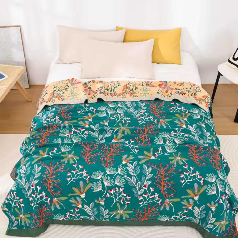 Gemütliche Baumwoll-Decke mit Wildblumenmuster