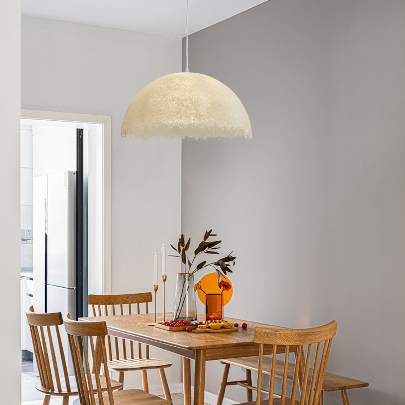 Federleichte Pendelleuchte – Weiße Kuppelform Deckenlampe