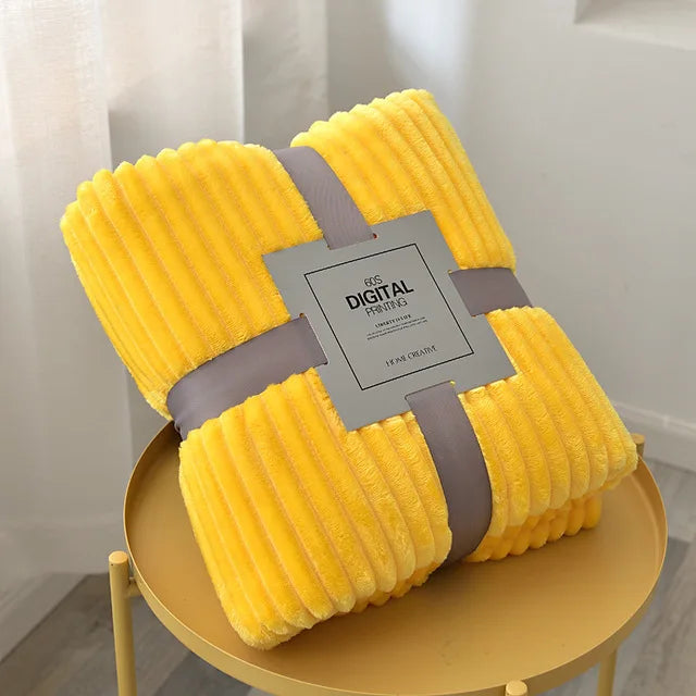 Stylische Flanell-Kuscheldecke | Gestreift