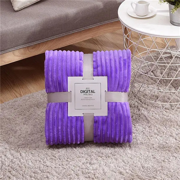 Stylische Flanell-Kuscheldecke | Gestreift