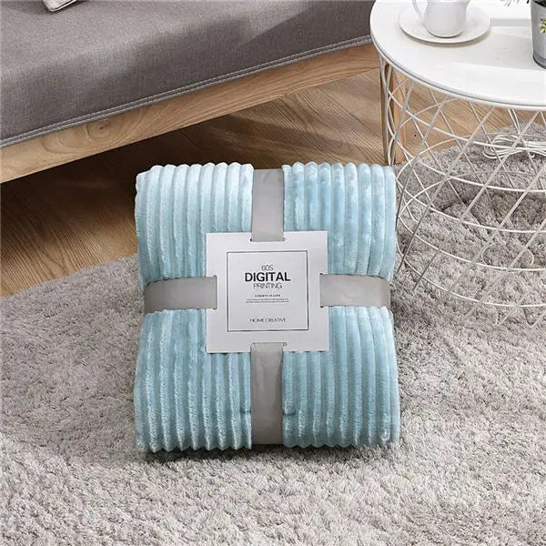 Stylische Flanell-Kuscheldecke | Gestreift