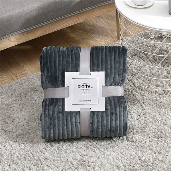 Stylische Flanell-Kuscheldecke | Gestreift