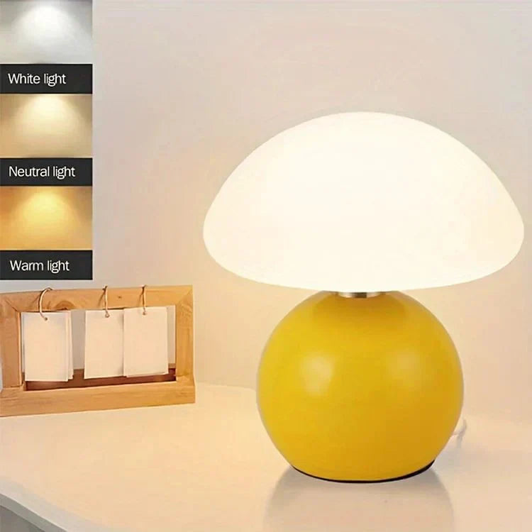 Design Tischlampe – Creme Pilzlampe Im Französischen Flair