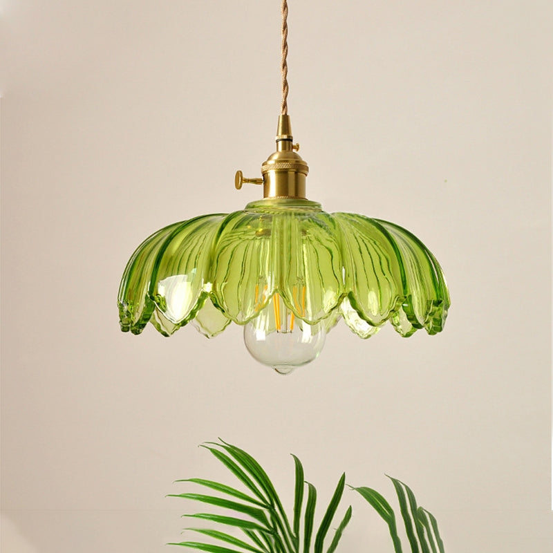 Retro-Pendelleuchte mit glasiertem Blumenmuster